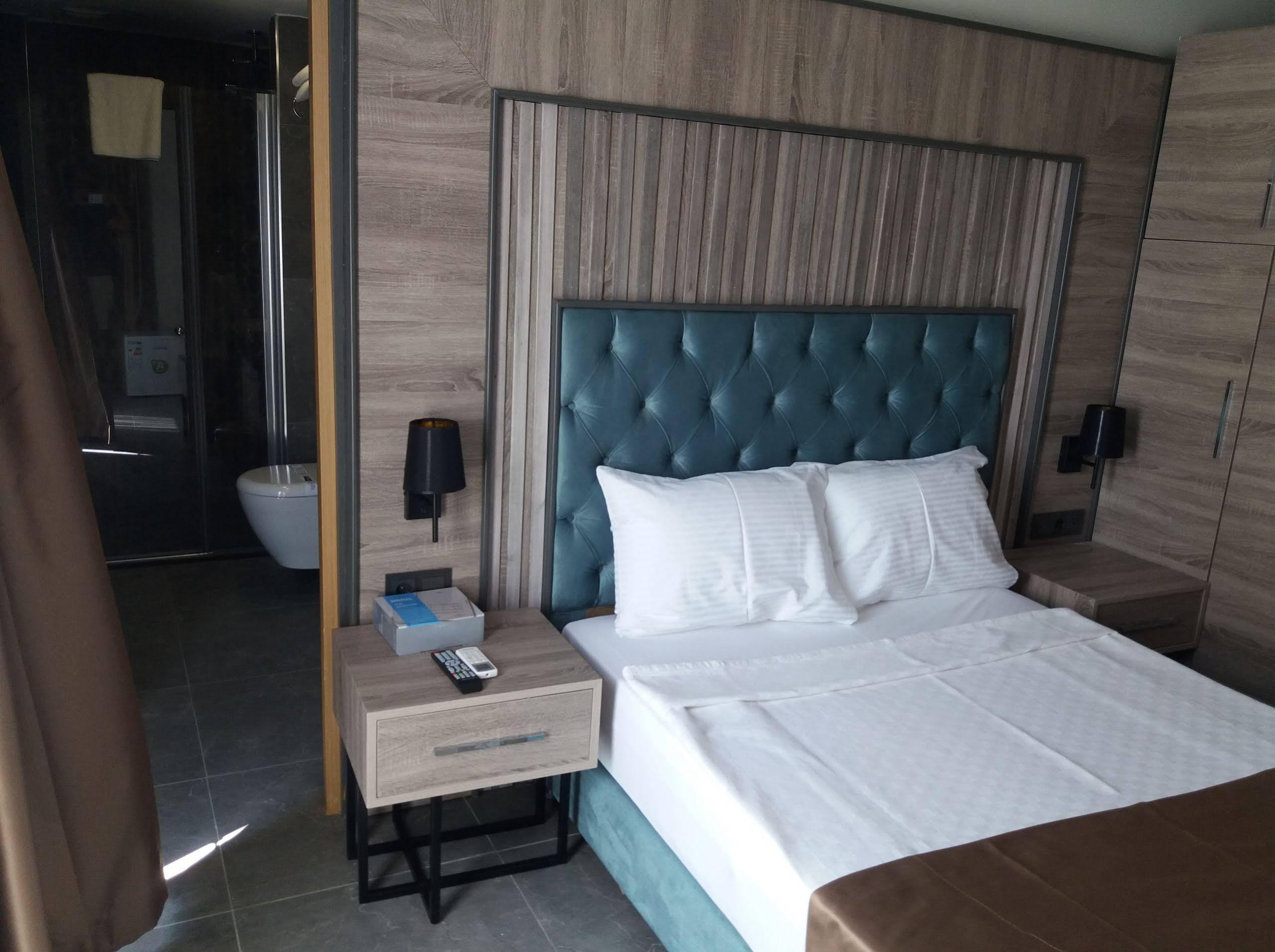 Rodinn Park Hotel 안탈리아 외부 사진