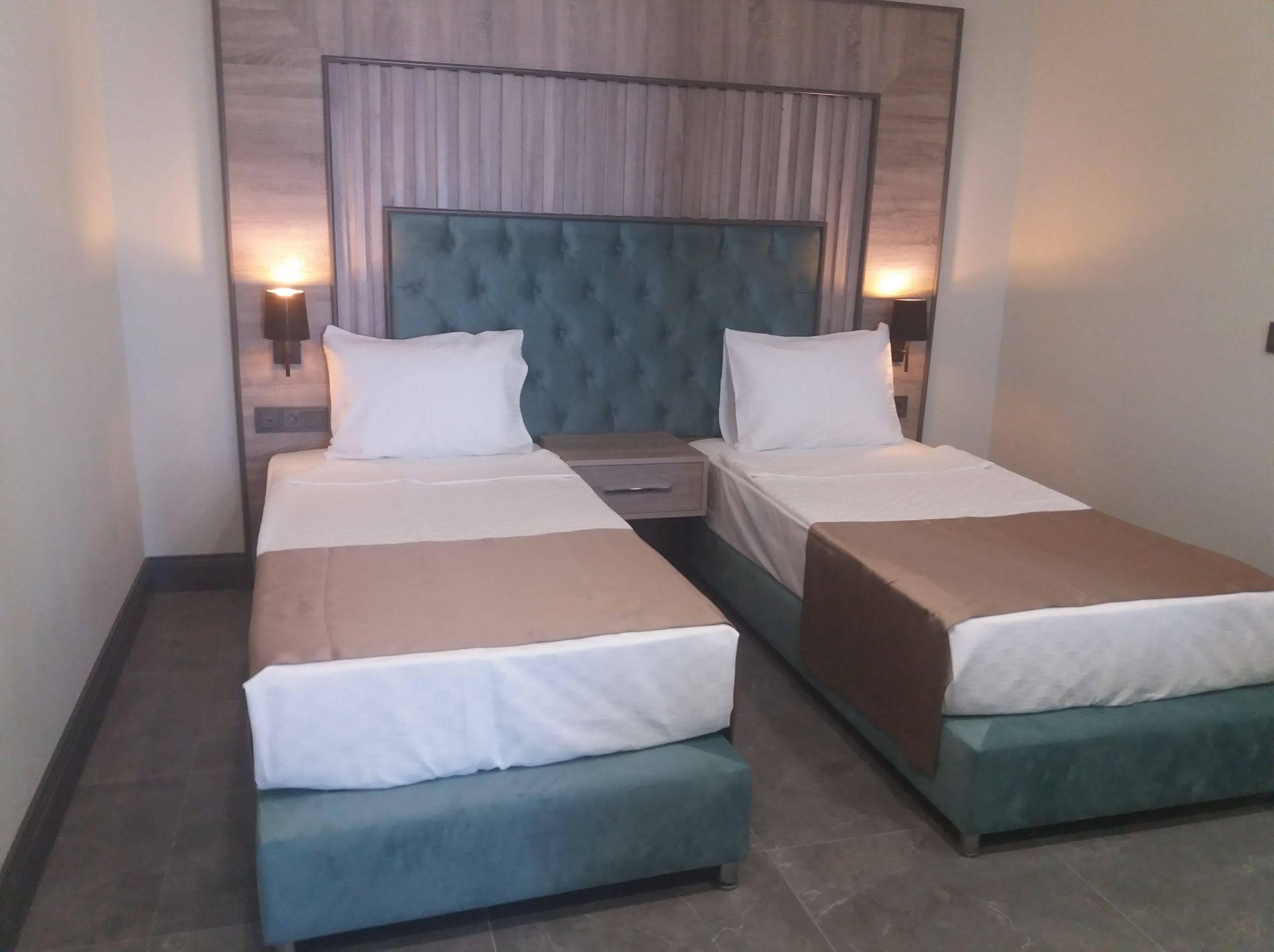 Rodinn Park Hotel 안탈리아 외부 사진